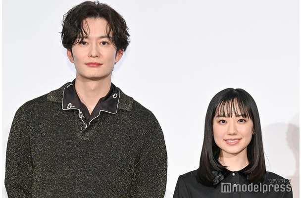 岡田将生、芦田愛菜(C)モデルプレス