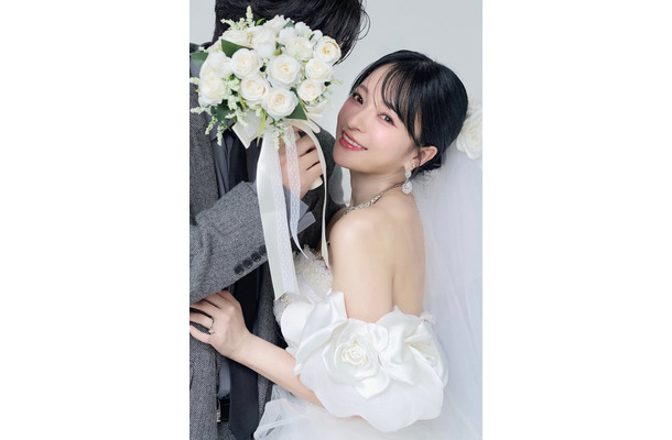 （右）さおりん（提供写真）