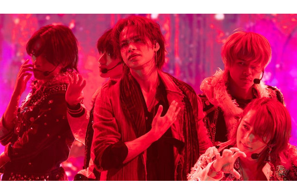 上田竜也×B&ZAI(C)Storm Labels Inc.