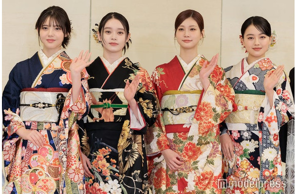 松尾そのま、高石あかり、生見愛瑠、上坂樹里(C)モデルプレス