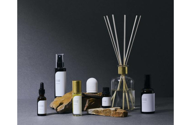 NOWHERE NOWHERE、香りと潤いで満たす「バスフレグランスオイル」発売