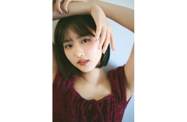 「原菜乃華カレンダー 2026.04-2027.-03」（C）KADOKAWA／撮影：熊木優