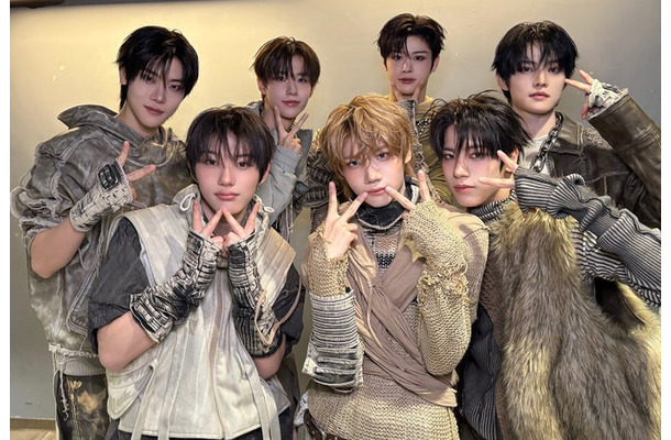 CLOSE YOUR EYES(C)HLL ALL RIGHT RESERVED