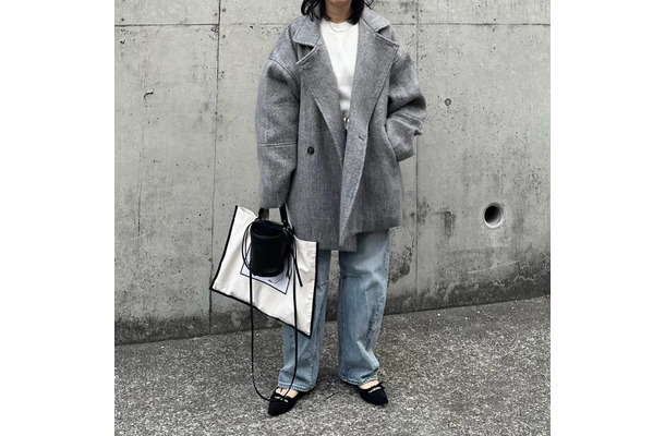 オーバーサイズコートで即オシャレ！シャギー素材のミドル丈コートで作る、冬の洗練こなれコーディネート【40代の毎日コーデ】