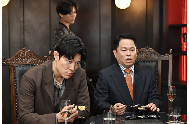 鈴木亮平、永瀬廉、津田篤宏「リブート」第1話(C)TBS