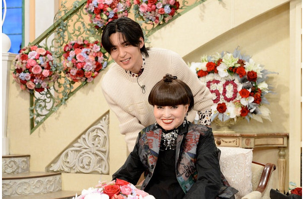 目黒蓮、黒柳徹子（C）テレビ朝日