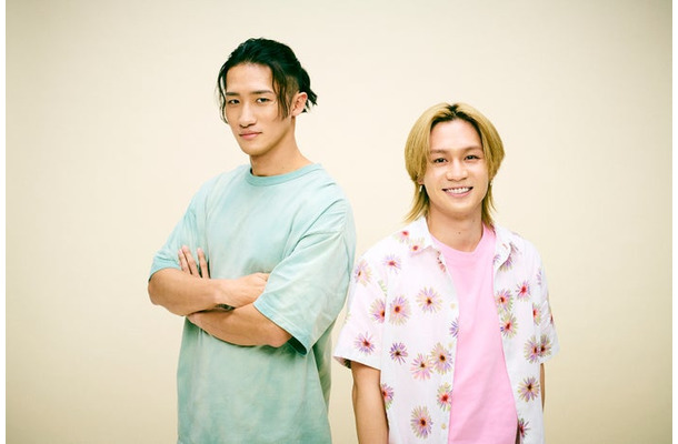 岩本照、松田元太（C）Storm Labels Inc.