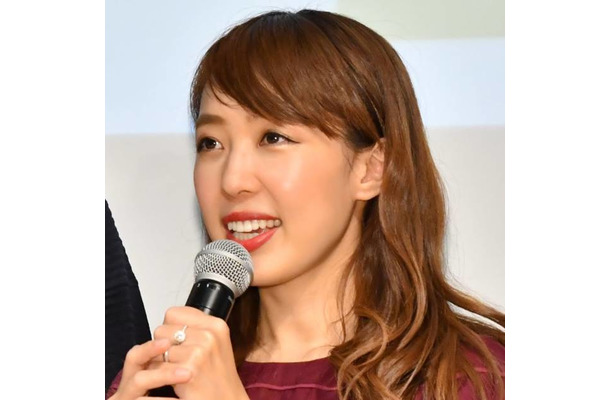川崎希、すくすく成長中！生後6ヶ月次女の笑顔SHOT公開「夜もぐっすり寝て全然ぐずらず」