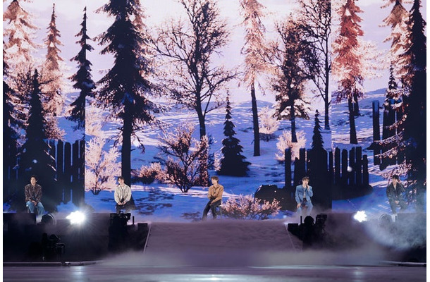 EXO/撮影:田中聖太郎写真事務所