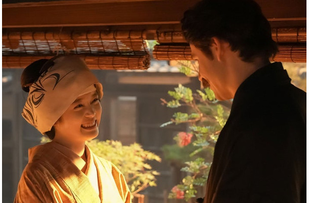 高石あかり、トミー・バストウ「ばけばけ」第88話(C)NHK