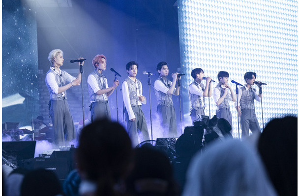 『ENHYPEN [WALK THE LINE SUMMER EDITION] IN CINEMAS』©2026 BELIFT LAB INC. & HYBE JAPAN & CJ 4DPLEX Japan All Rights Reserved.