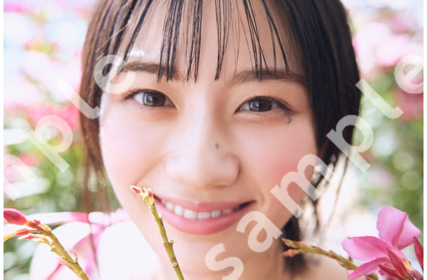 川崎桜／メッセージカード（撮影／須江隆治）