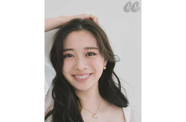 田鍋梨々花（画像提供：小学館）