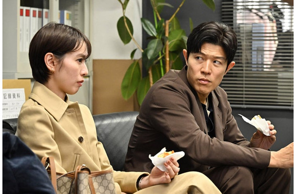 戸田恵梨香、鈴木亮平「リブート」第4話（C）TBS
