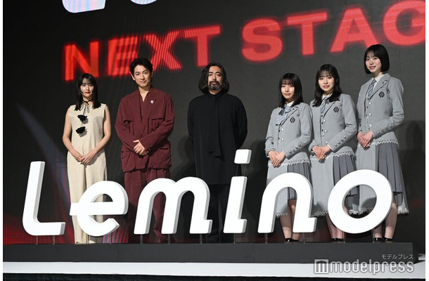 発表会に登壇した（左から）山本美月、ディーン・フジオカ、山田孝之、大野愛実、正源司陽子、高橋未来虹（C）モデルプレス