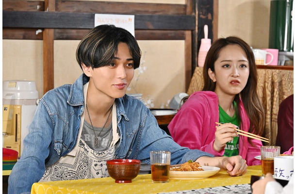 永瀬廉、大木美里亜(みりちゃむ)「リブート」第5話(C)TBS