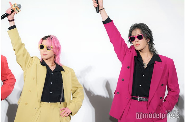 「スペシャルズ」初日舞台挨拶に出席した佐久間大介、中本悠太（C）モデルプレス