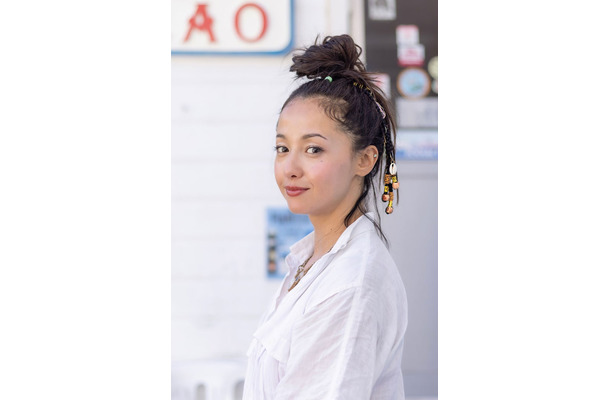 沢尻エリカ写真集「DAY OFF」より／撮影：渕本健太郎、MANA野元学