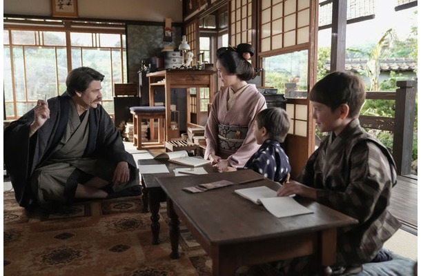 トミー・バストウ、高石あかりら「ばけばけ」第116話（C）NHK