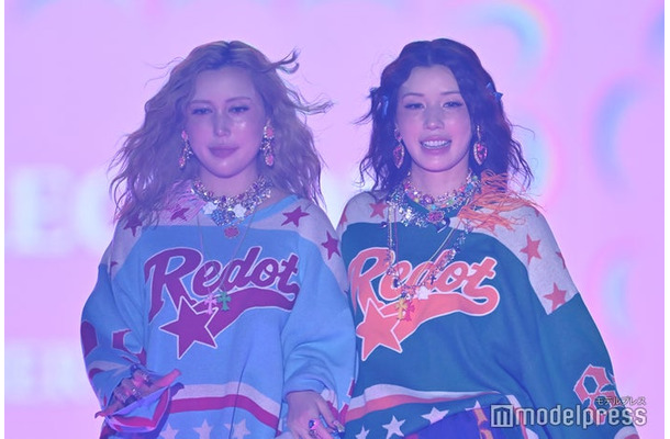 れいちゃん、仲里依紗（C）モデルプレス