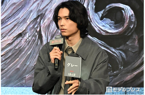 自身の話の着地が分からなくなってしまった松村北斗(C)モデルプレス
