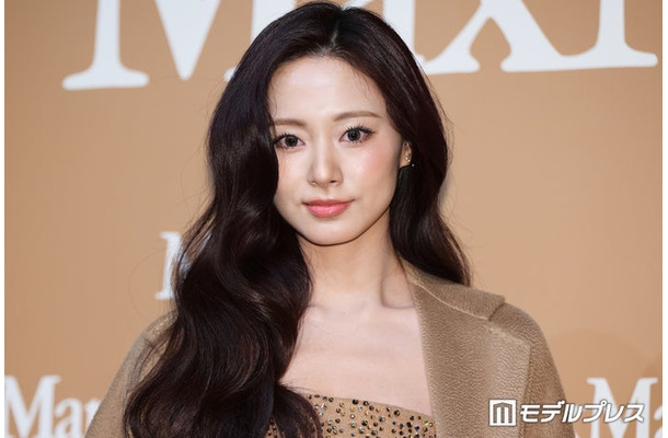 ツウィ（C）モデルプレス