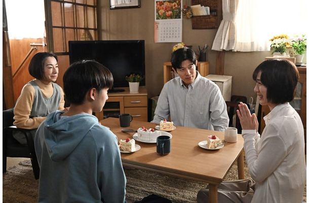 原田美枝子、大西利空、鈴木亮平、戸田恵梨香「リブート」最終話（C）TBS