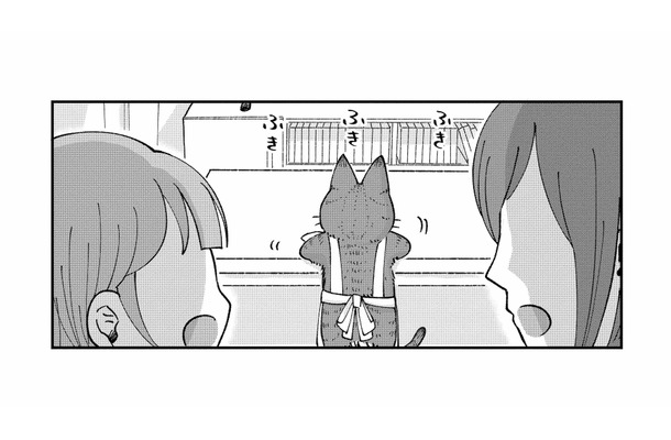 片付けをする猫のふわふわな後ろ姿…すぐに顔を近づけ吸いたくなるのは人間の本能?【家政婦よんだら猫がきた #9】