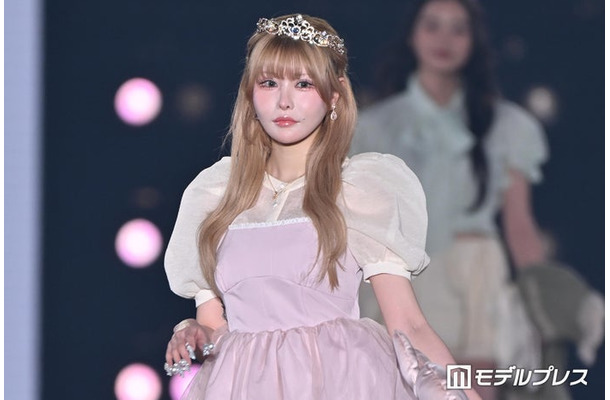 戦慄かなの(C)モデルプレス