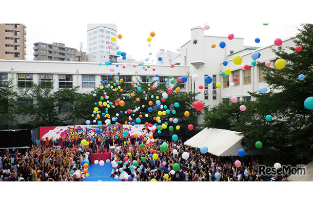 麻布中学校 高等学校「文化祭」のようす