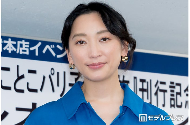 エッセイ『杏のパリ細うで繁盛記』『杏のとことこパリ子連れ旅』同時刊行記念のトーク＆フォトセッションに出席した杏（C）モデルプレス
