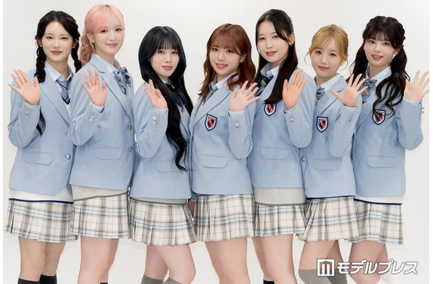 ME:I(左から)MIU、SUZU、AYANE、TSUZUMI、MOMONA、KEIKO、RINON(C)モデルプレス