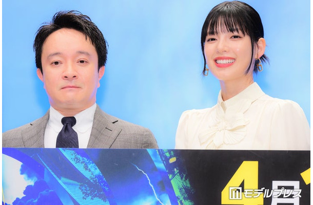 「刑事、ふりだしに戻る」記者会見に出席した濱田岳、石井杏奈（C）モデルプレス