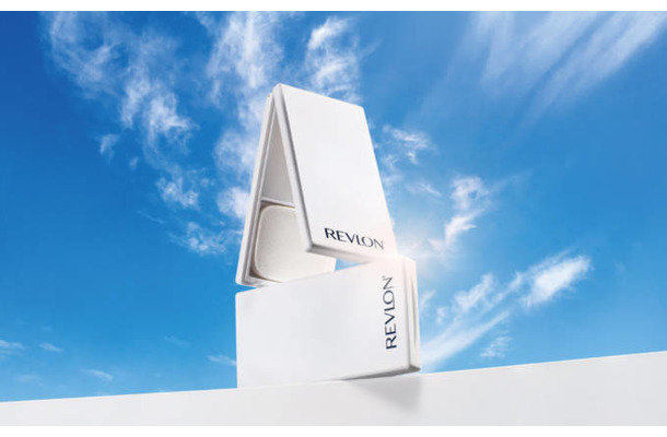 レブロン、人気下地「フォトレディ アンチシャイン バーム」待望の復刻