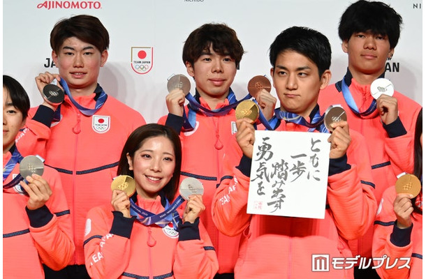 三浦璃来選手、木原龍一選手（C）モデルプレス