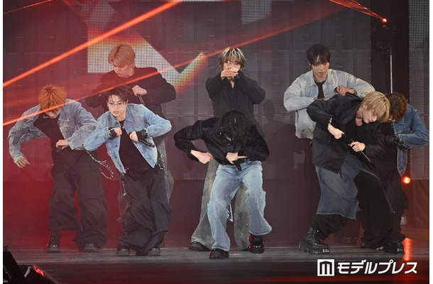 MAZZEL（C）モデルプレス