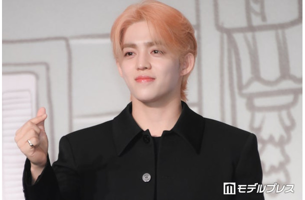 エスクプス（C）モデルプレス