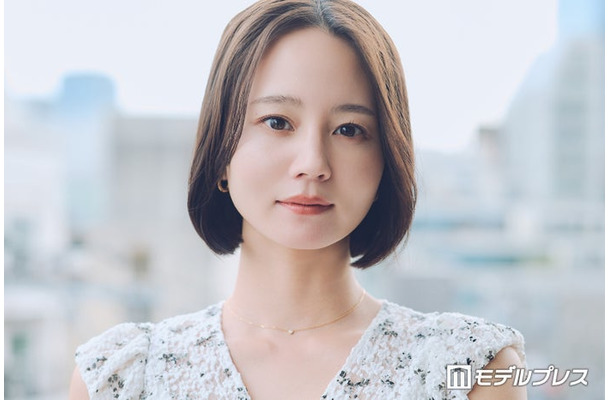 モデルプレスのインタビューに応じた奈々未（C）モデルプレス