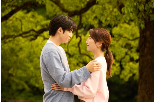志尊淳、仁村紗和「10回切って倒れない木はない」第5話（C）日本テレビ
