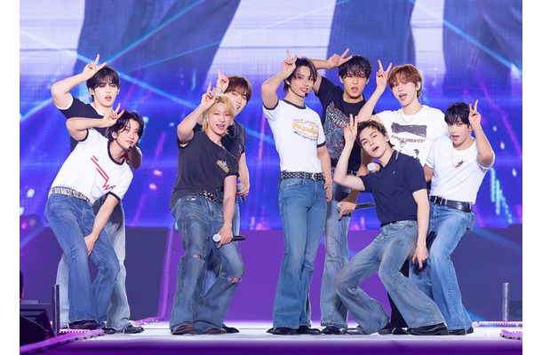 SEVENTEEN（P）＆（C） PLEDIS Entertainment