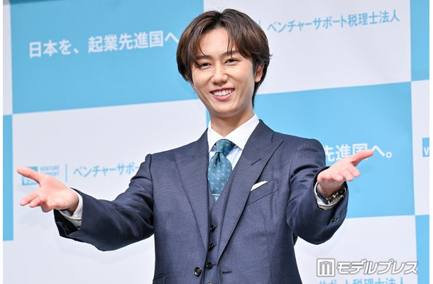 ベンチャーサポートアンバサダーに就任した阿部亮平（C）モデルプレス