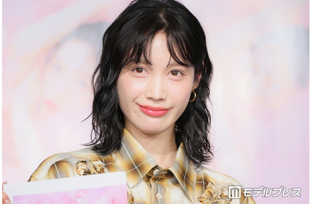 「中村ゆりか写真集 Yu LU ri NA」発売記念イベントに出席した中村ゆりか（C）モデルプレス