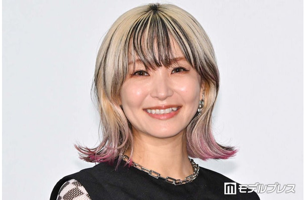 LiSA(C)モデルプレス