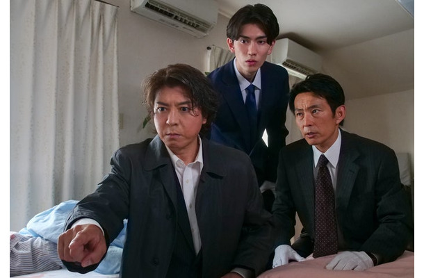 「遺体は一体……」上川隆也、樋口幸平、高橋洋(C)フジテレビ