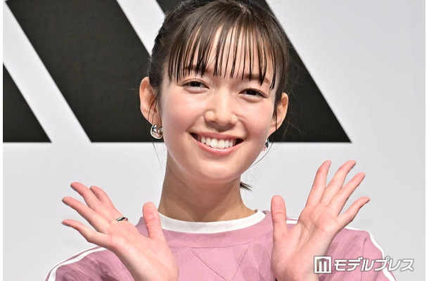 佐藤栞里（C）モデルプレス