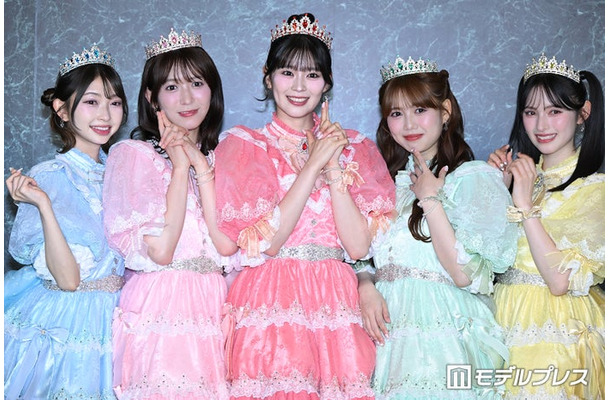 辻野かなみ、小泉遥香、坂井仁香、吉川ひより、菅田愛貴/超ときめき宣伝部(C)モデルプレス