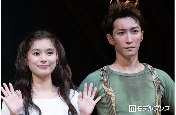 「ウェンディ＆ピーターパン」取材会に出席した芳根京子、渡辺翔太（C）モデルプレス