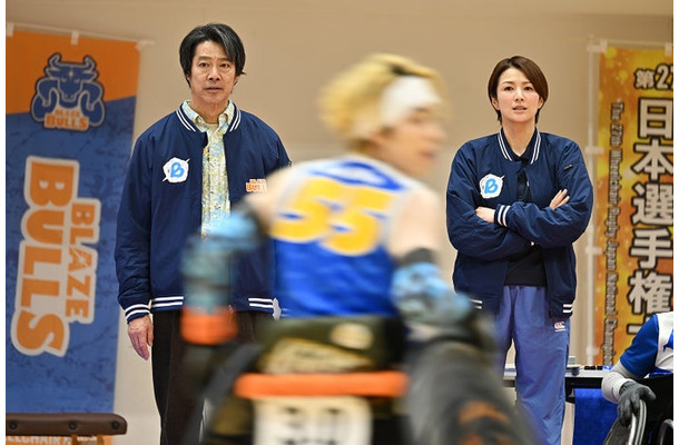 堤真一、吉瀬美智子「ＧＩＦＴ」最終話（C）TBS