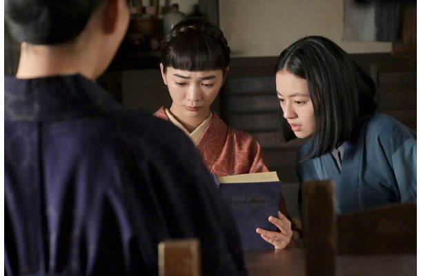 見上愛、上坂樹里「風、薫る」第59話（C）NHK