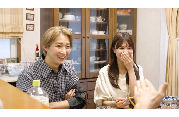 キョウスケ、西澤由夏(C)AbemaTV,Inc.